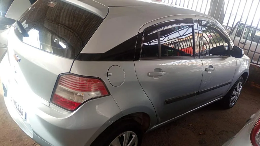 Chevrolet Agile 1.4 4P LT Flex 2011